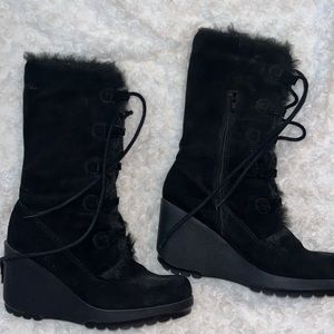Black 3 inch winter boots